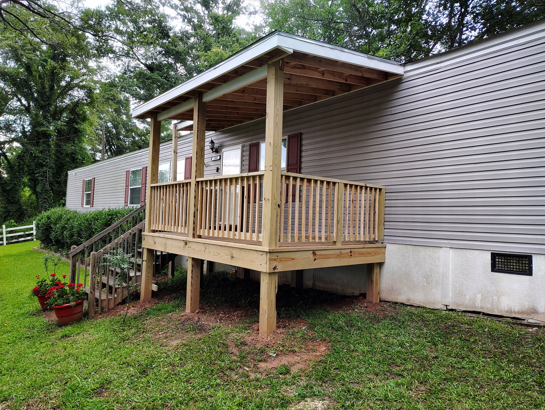 Decks & Fencing project photo